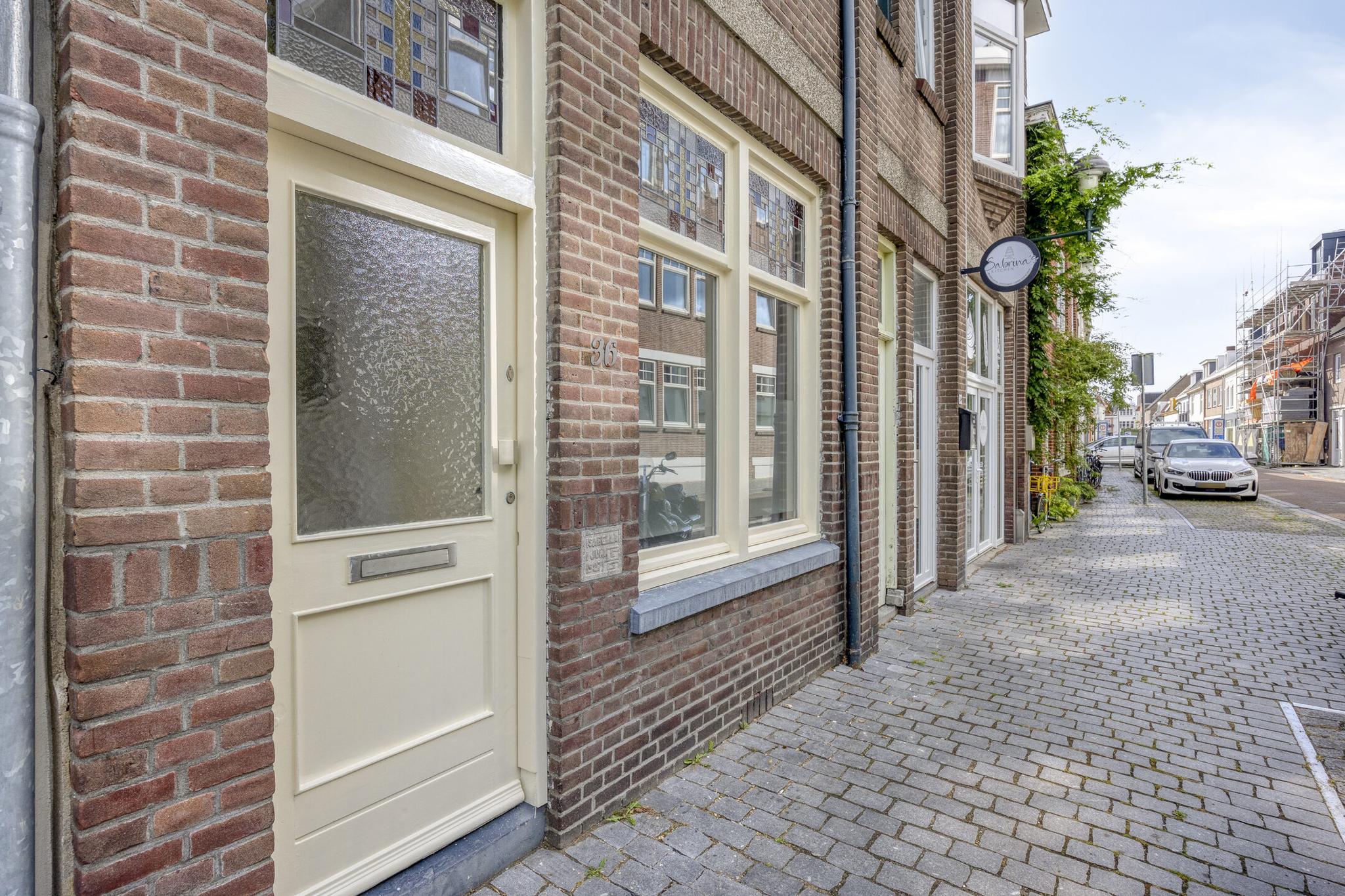 Korenbeursstraat 36